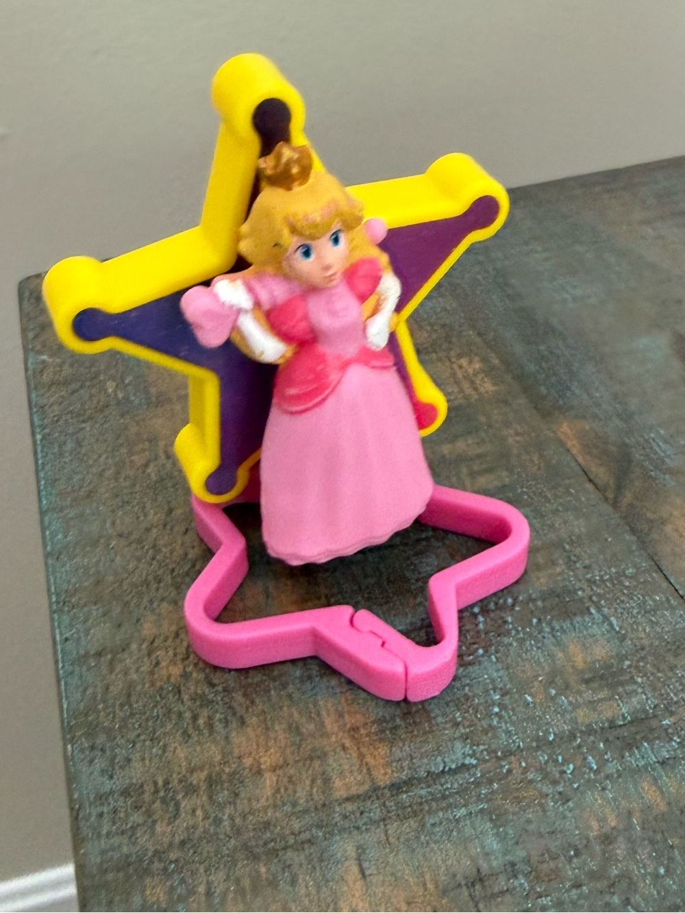 Princess peach super Mario McDonald’s Toy happy meal